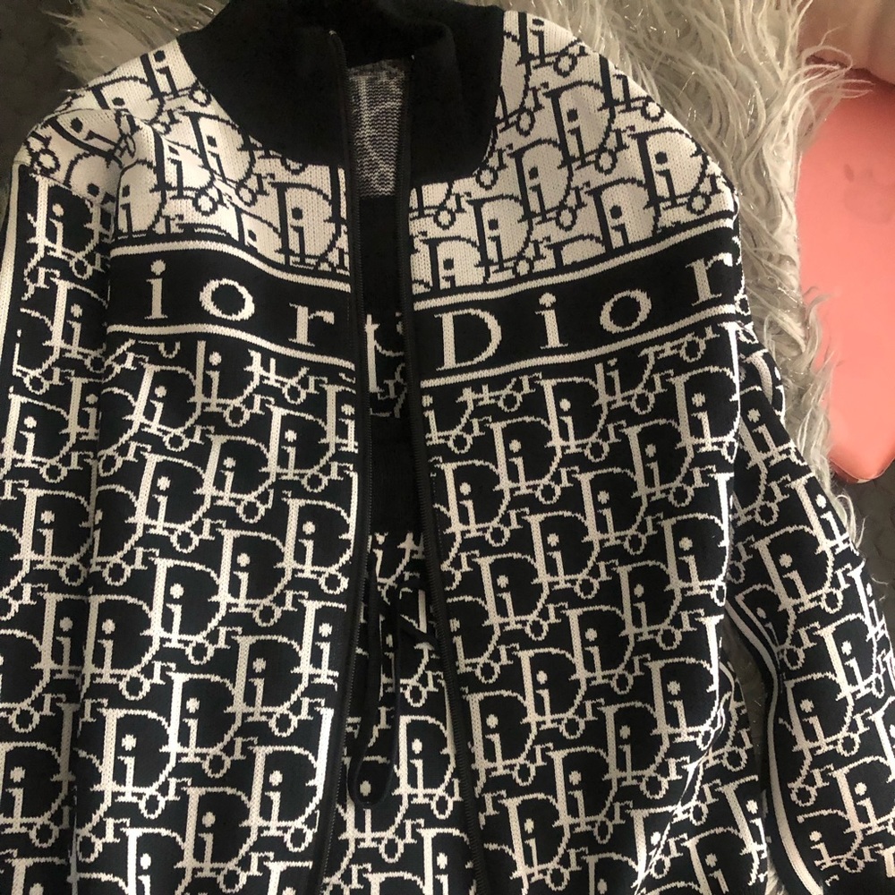 Beautiful Dior pants set🖤